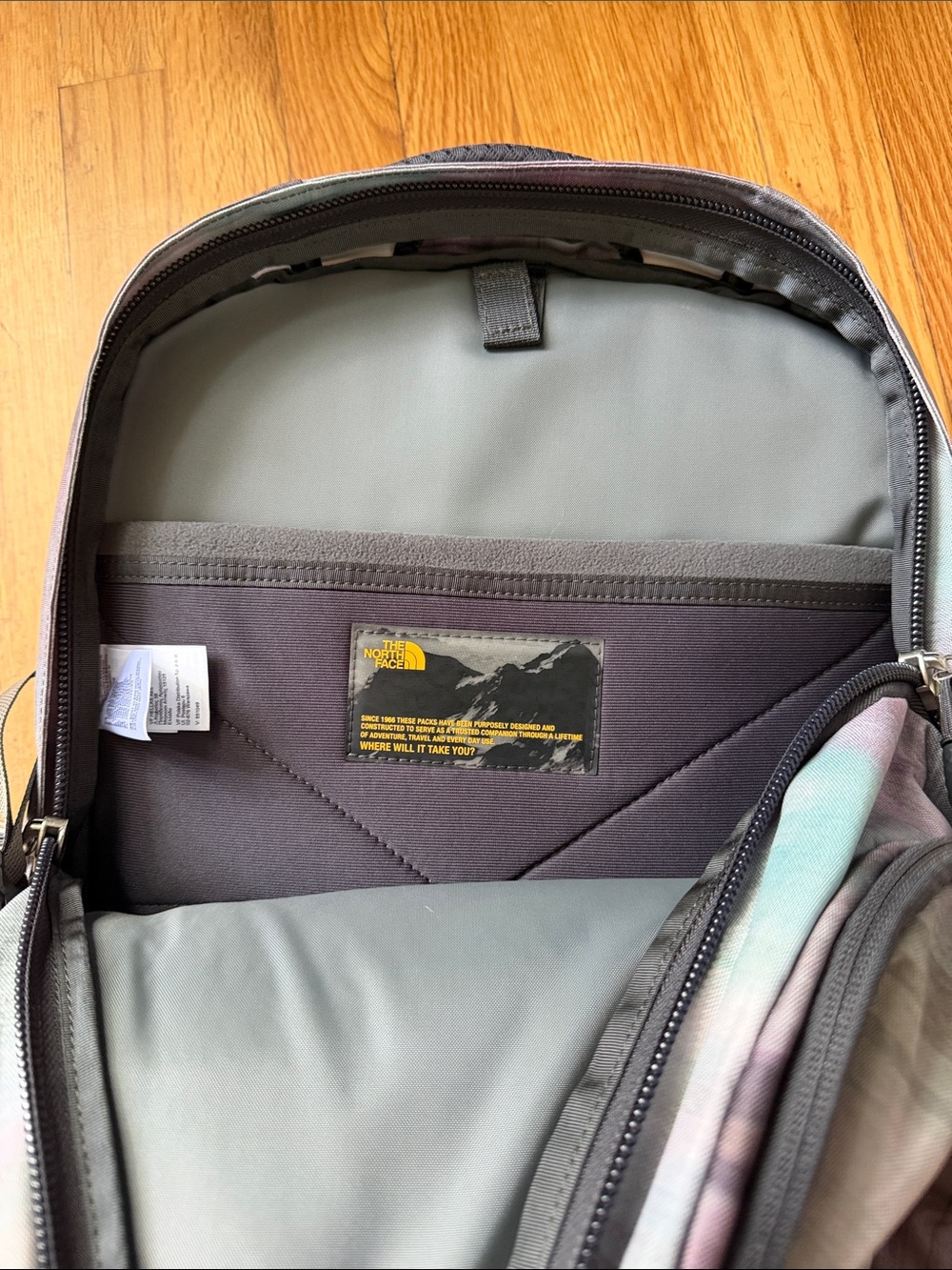 The North Face Women’s Borealis Backpack Lagoon Gray NWT - Picture 5 of 7